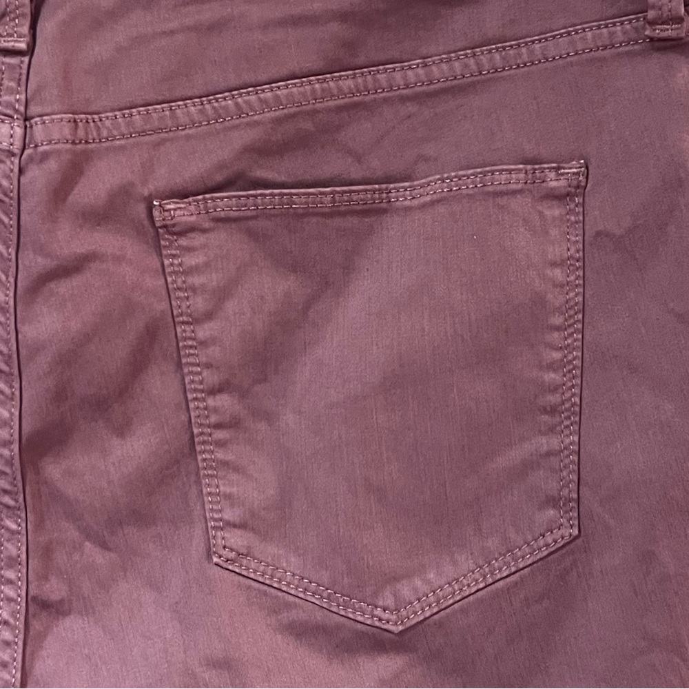 Universal Thread Mid-Rise Skinny Jeans Pants in Berry Red Plus Size 18W - Picture 7 of 11